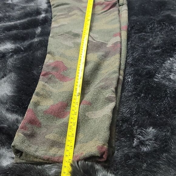 Armani Exchange Wool Cargo Military Print Pants - Picture 12 of 13